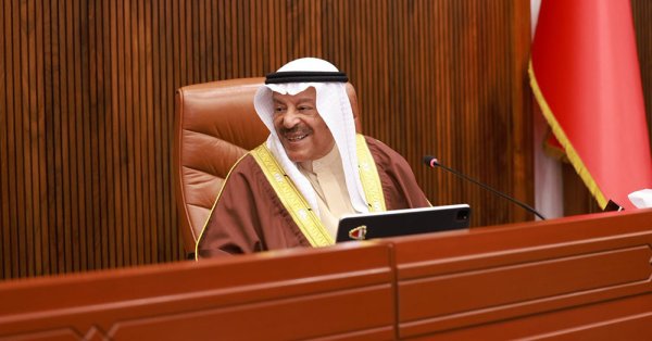 "الشورى" يرفض تخفيض ساعات العمل وزيادة الإجازات لمن تجاوزوا الخمسين 