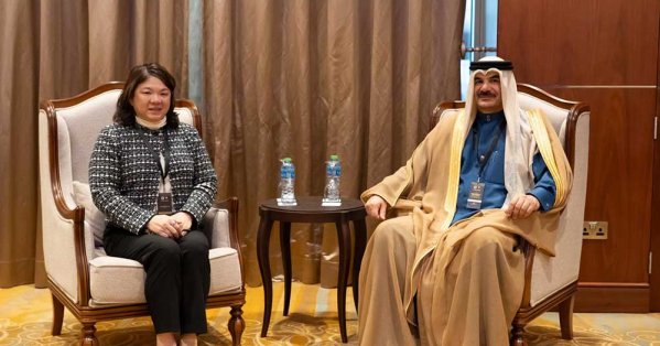 المهندس محمد السيسي البوعينين يلتقي بنائبة الأمين العام لمجلس النواب التايلندي 