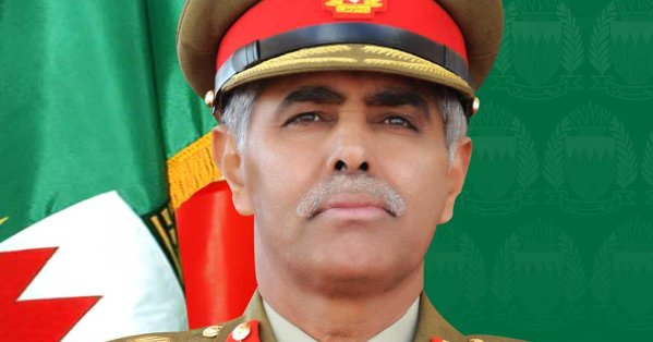 رئيس هيئة الأركان يترأس اجتماع مجلس كلية عيسى العسكرية الملكية 