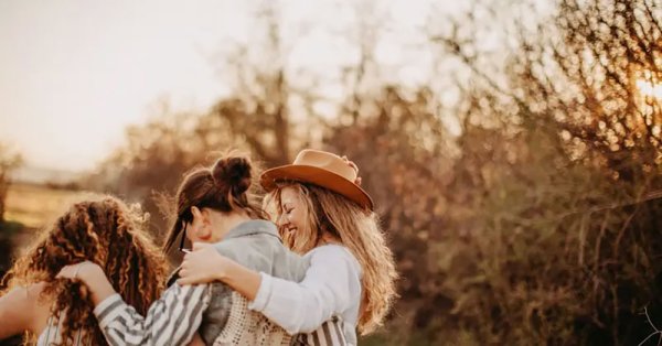 لتصبح أكثر سعادة كل يوم.. 10 طرق مجربة 