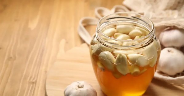 5 آثار جانبية خطيرة لمكمّلات الثوم قد لا يعرفها كثيرون 