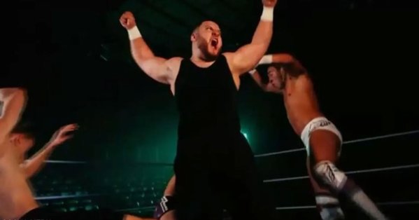 "فهد طويق".. أول سعودي ينضم إلى منافسات WWE 