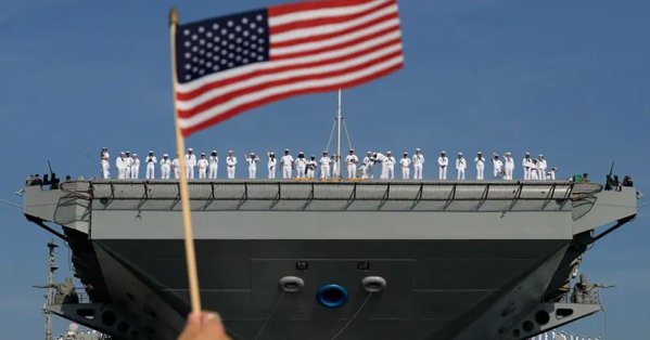 أميركا تكثف حشدها العسكري في الشرق الأوسط.. وإيران تتوعد 