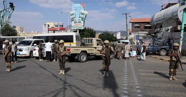 دون إذن.. الحوثيون يصادرون مركبات للأمم المتحدة في صنعاء 