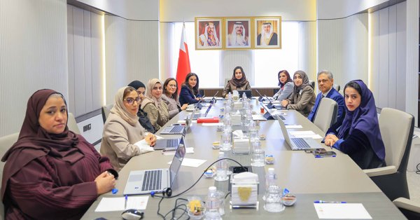 "مرأة الشورى" تناقش مشروع قانون بشأن إنشاء وترخيص دور الحضانة وتغير مواقعها ومواصفاتها 