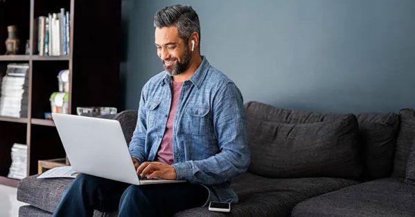 احذر وضع اللابتوب فيها.. أسوأ 4 أماكن لوضع جهاز الكمبيوتر المحمول 